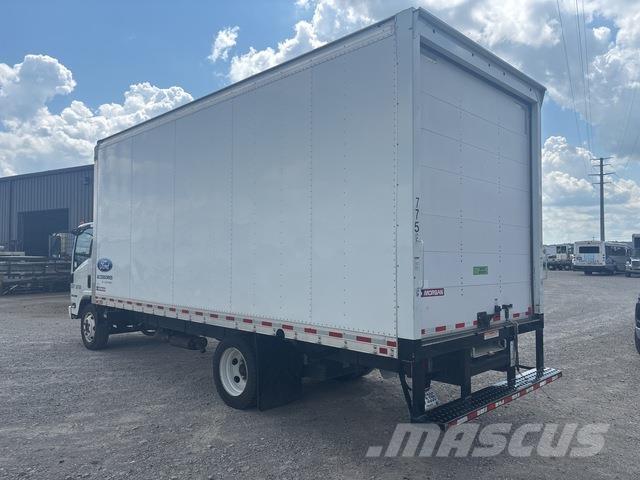 Isuzu NPR Camiones caja cerrada