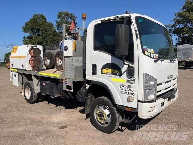 Isuzu NPS 300 Camiones plataforma