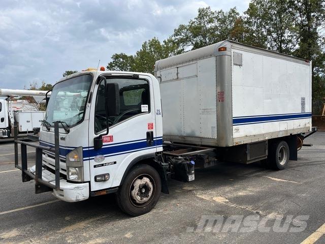 Isuzu NQR Camiones caja cerrada