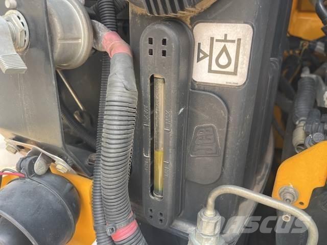JCB 135 HD Minicargadoras