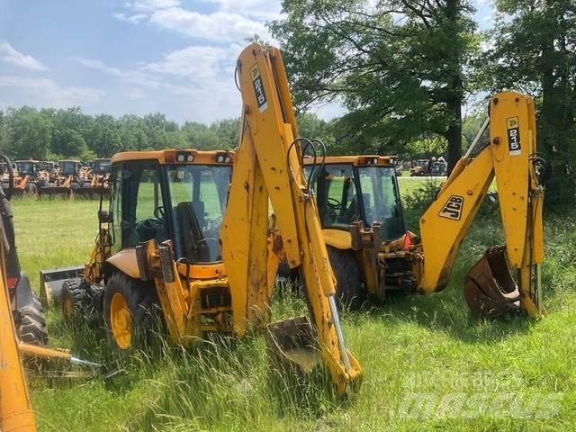 JCB 215 Retrocargadoras
