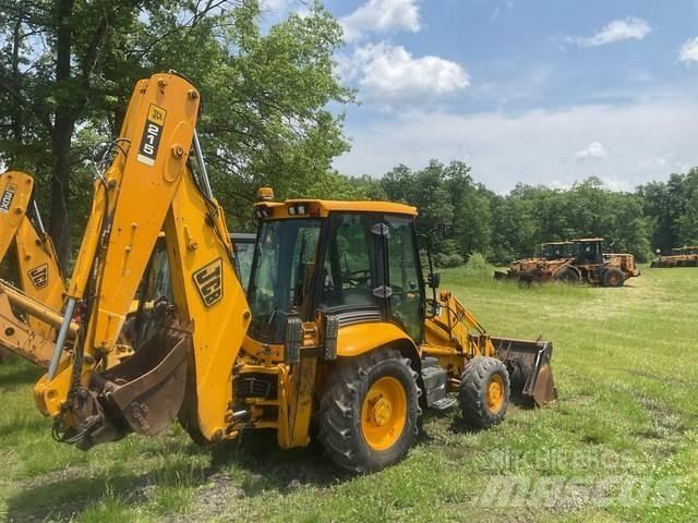 JCB 215 Retrocargadoras