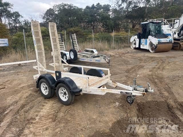 JLG  Remolques para transporte de vehículos