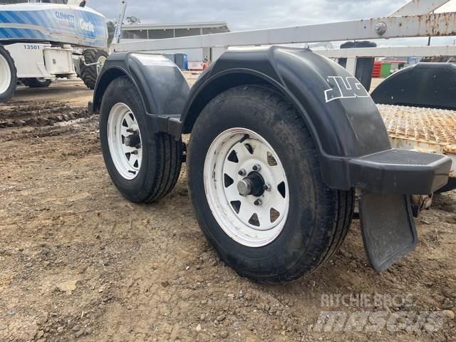 JLG  Remolques para transporte de vehículos