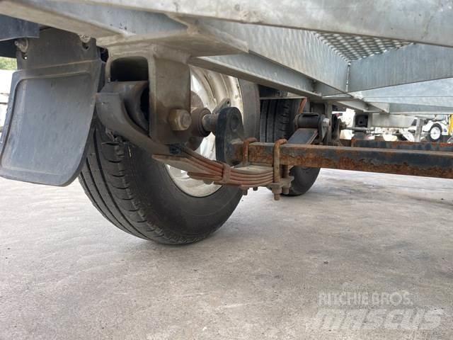 JLG  Remolques para transporte de vehículos