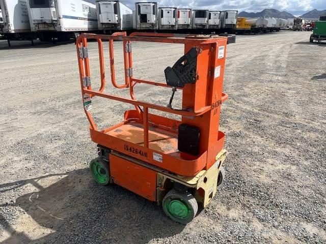 JLG 1230ES Ascensores de personal y montacargas de acceso