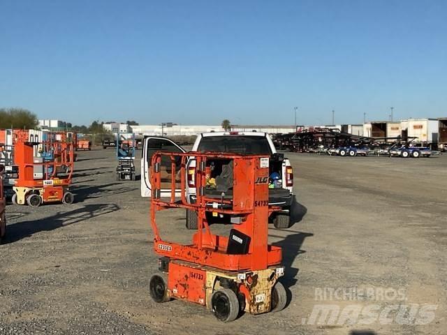 JLG 1230ES Ascensores de personal y montacargas de acceso