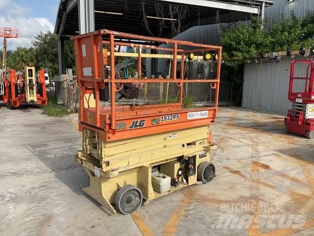 JLG 1932RS Plataformas tijera