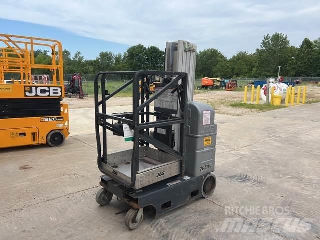 JLG 20MSP Ascensores de personal y montacargas de acceso