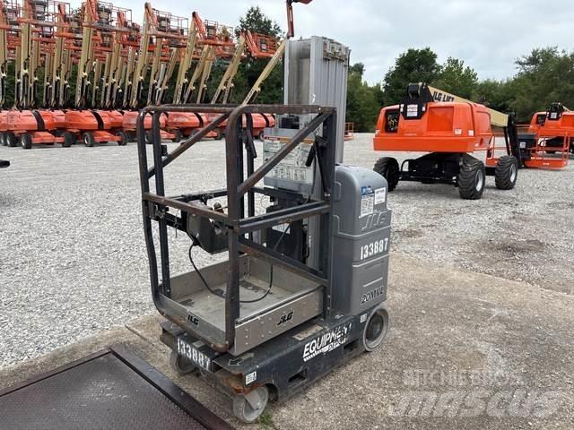 JLG 20MVL Ascensores de personal y montacargas de acceso