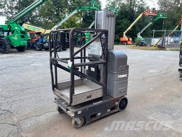 JLG 20MVL Ascensores de personal y montacargas de acceso