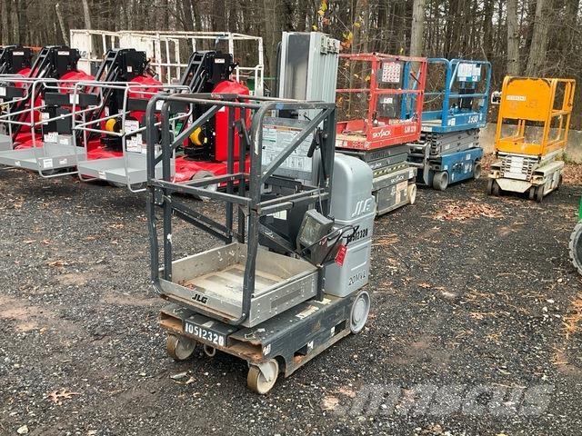 JLG 20MVL Ascensores de personal y montacargas de acceso