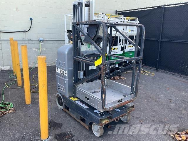 JLG 20MVL Ascensores de personal y montacargas de acceso
