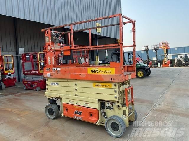 JLG 2632ES Plataformas tijera
