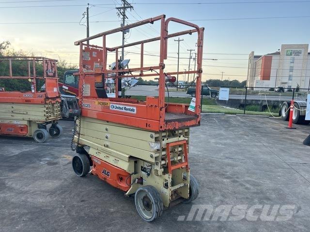 JLG 2632ES Plataformas tijera