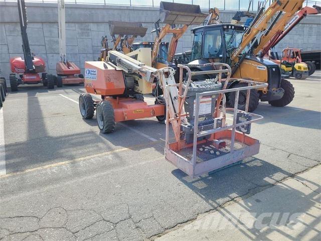 JLG 340AJ Plataforma de trabajo articulada