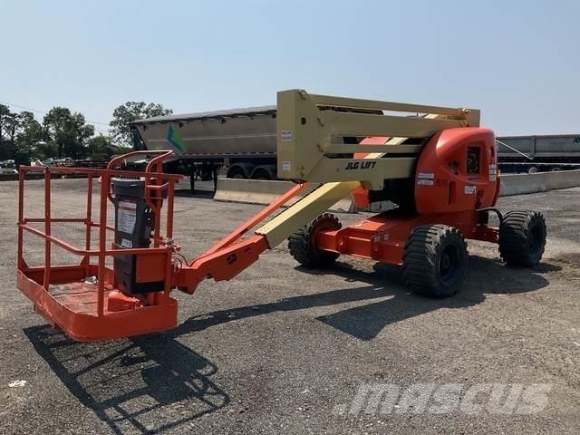 JLG 450A Plataforma de trabajo articulada