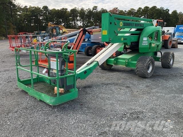 JLG 450A Plataforma de trabajo articulada