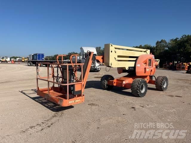 JLG 450AJ Plataforma de trabajo articulada