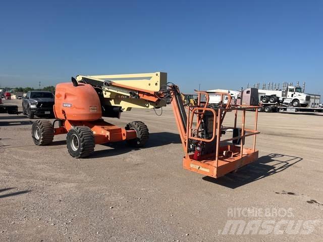 JLG 450AJ Plataforma de trabajo articulada