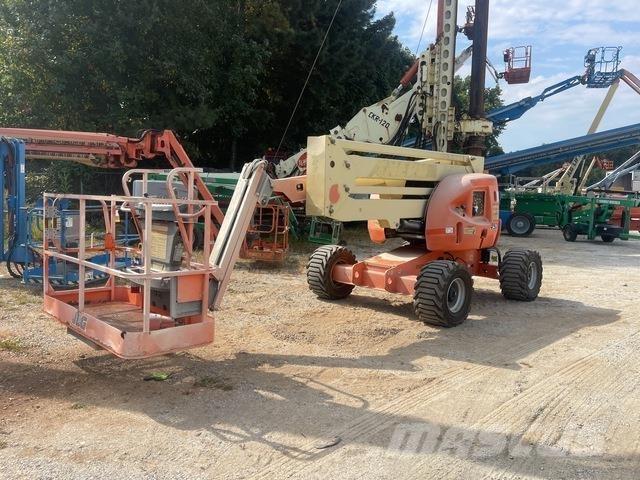 JLG 450AJ Plataforma de trabajo articulada