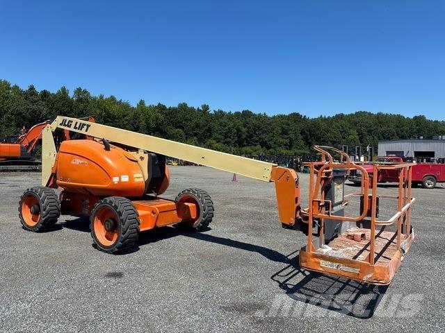 JLG 600A Plataforma de trabajo articulada