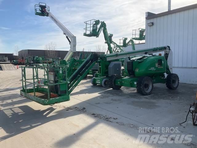 JLG 600AJ Plataforma de trabajo articulada