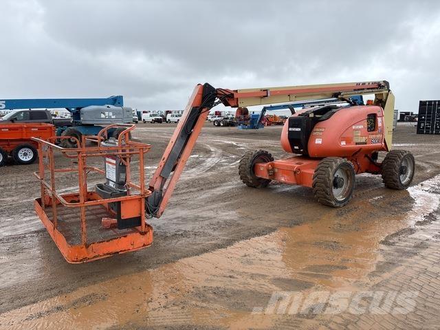 JLG 600AJ Plataforma de trabajo articulada