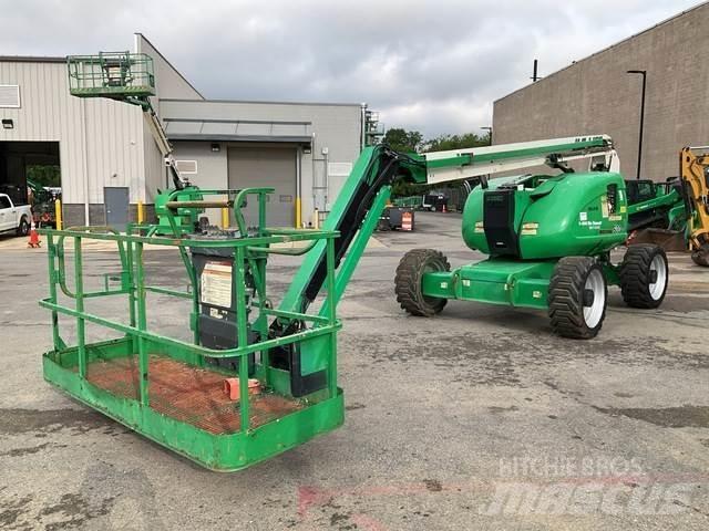 JLG 600AJ Plataforma de trabajo articulada