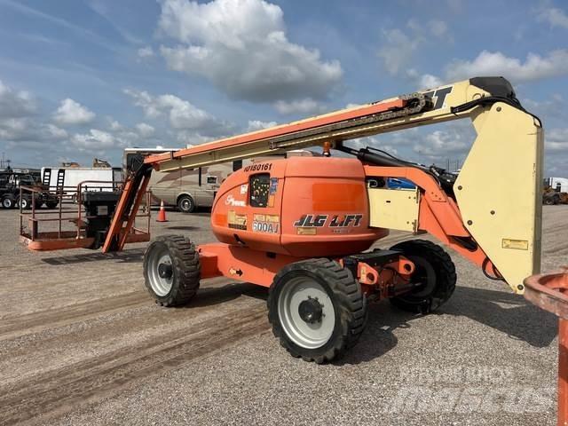 JLG 600AJ Plataforma de trabajo articulada