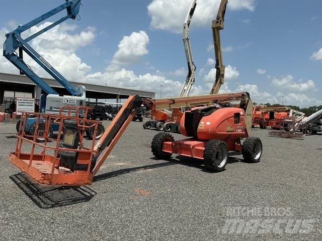 JLG 600AJ Plataforma de trabajo articulada
