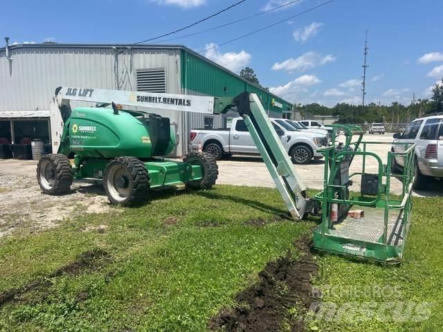 JLG 600AJ Plataforma de trabajo articulada
