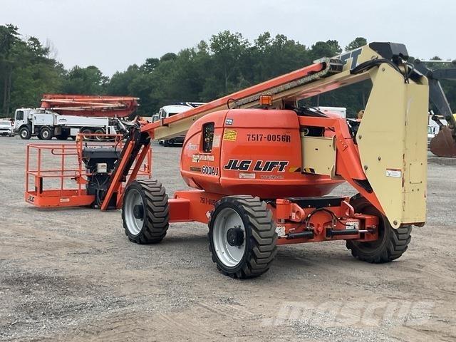 JLG 600AJ Plataforma de trabajo articulada