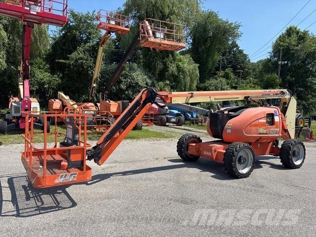 JLG 600AJ Plataforma de trabajo articulada