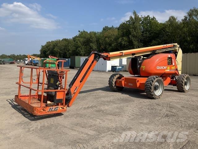 JLG 600AJ Plataforma de trabajo articulada