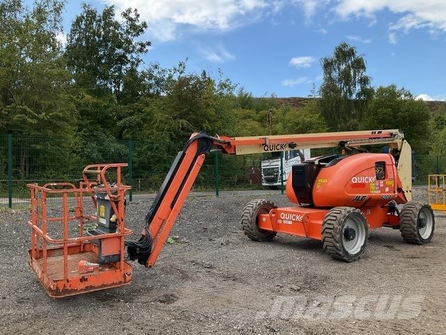 JLG 600AJ Plataforma de trabajo articulada