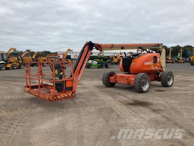JLG 600AJ Plataforma de trabajo articulada