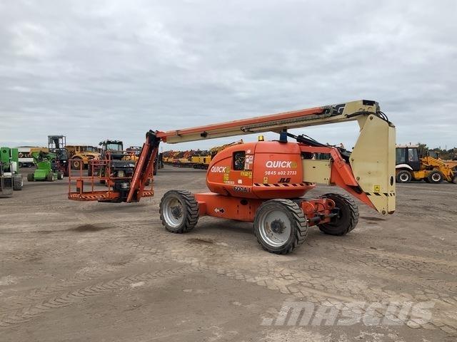 JLG 600AJ Plataforma de trabajo articulada