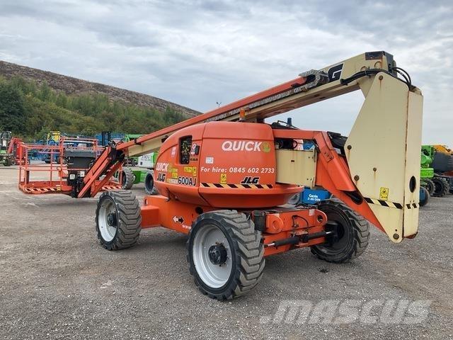 JLG 600AJ Plataforma de trabajo articulada