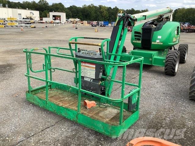JLG 600AJ Plataforma de trabajo articulada