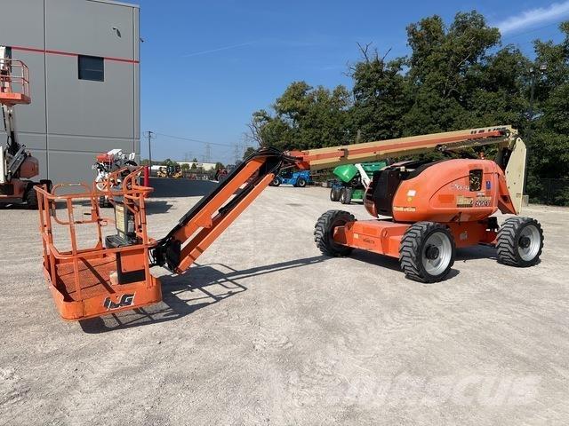 JLG 600AJ Plataforma de trabajo articulada