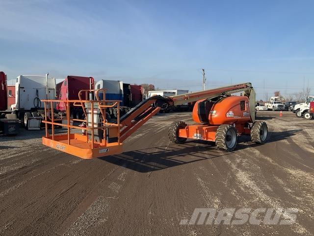 JLG 600AJ Plataforma de trabajo articulada