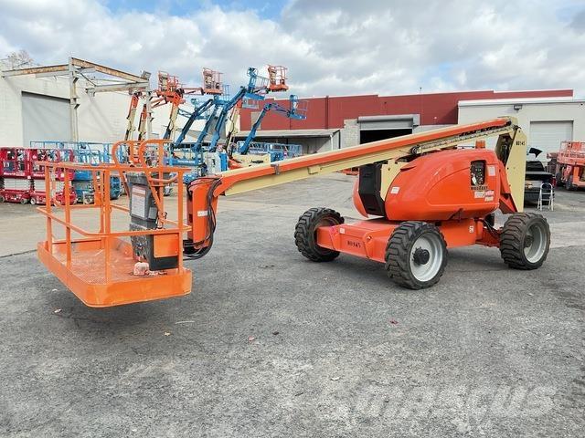JLG 600AJ Plataforma de trabajo articulada