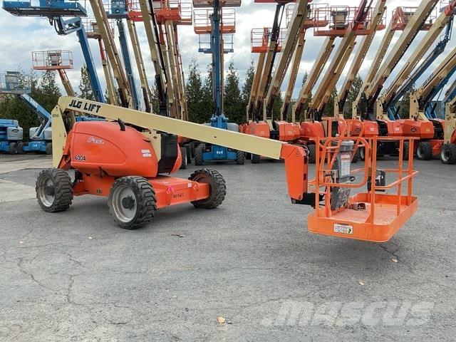 JLG 600AJ Plataforma de trabajo articulada