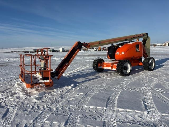 JLG 600AJ Plataforma de trabajo articulada