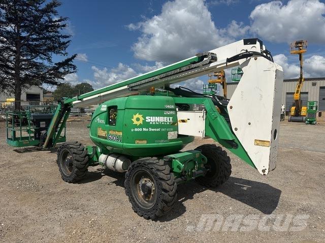 JLG 600AJN Plataforma de trabajo articulada