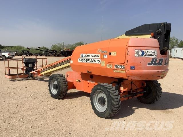 JLG 600S Plataformas de trabajo telescópica