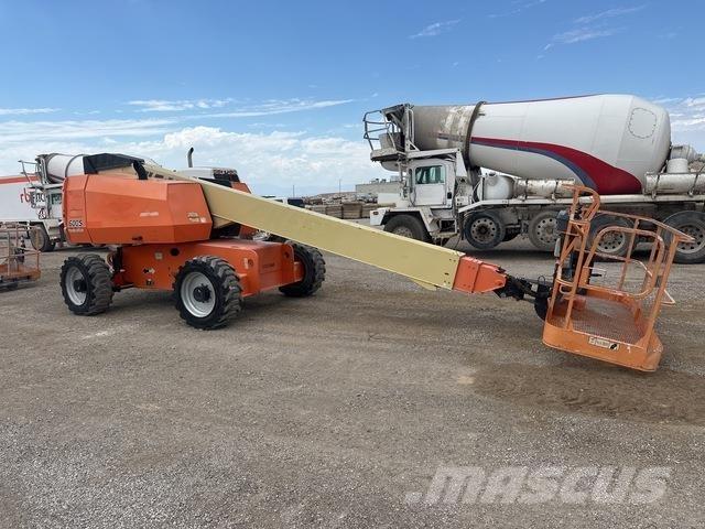 JLG 600S Plataformas de trabajo telescópica