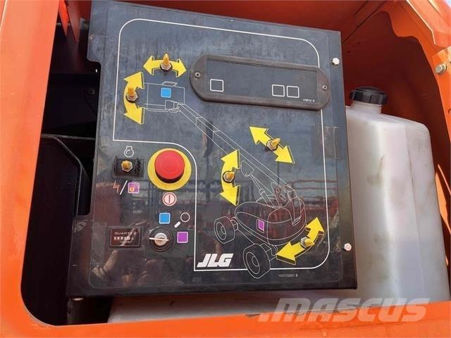 JLG 600S Plataformas de trabajo telescópica