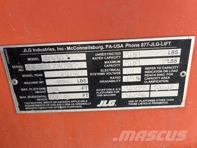 JLG 800 AJ Plataforma de trabajo articulada